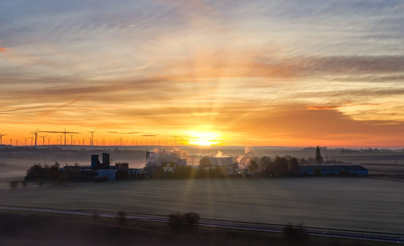 VOELPKER Werk Völpke — Panorama bei Sonnenaufgang